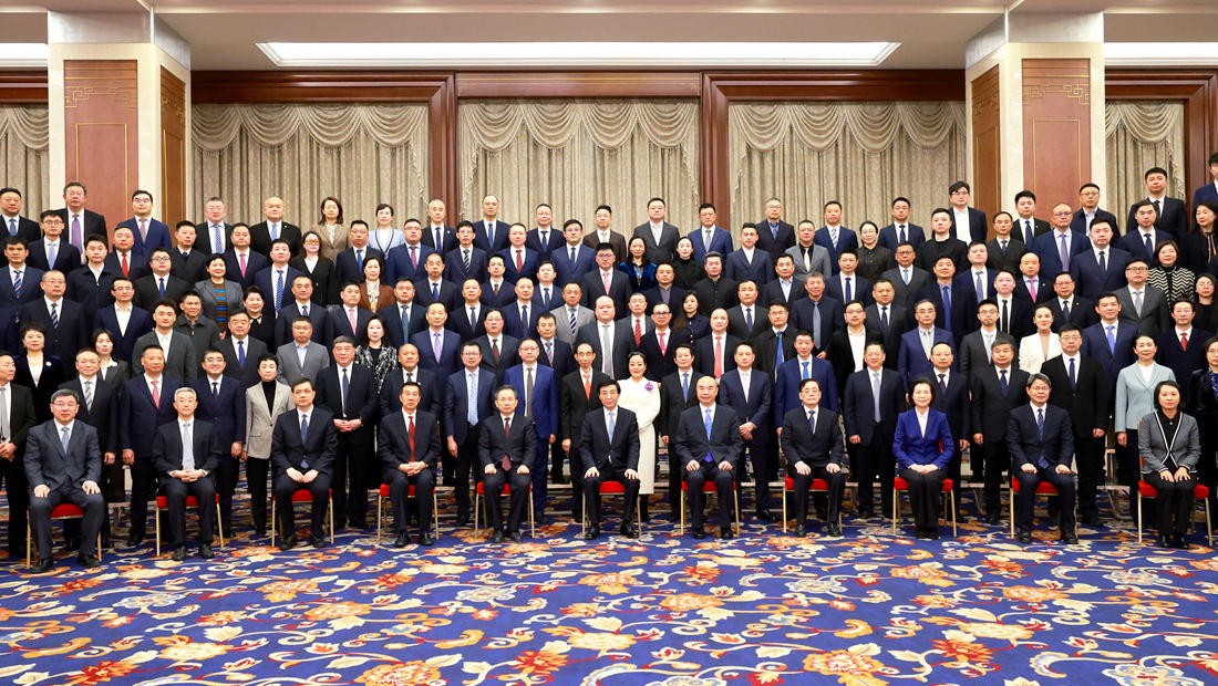 中國光彩事業促進會第七次會員代表大會在京召開 王滬寧會見與會代表